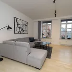 Modern Luxury Penthouse Aparthotel