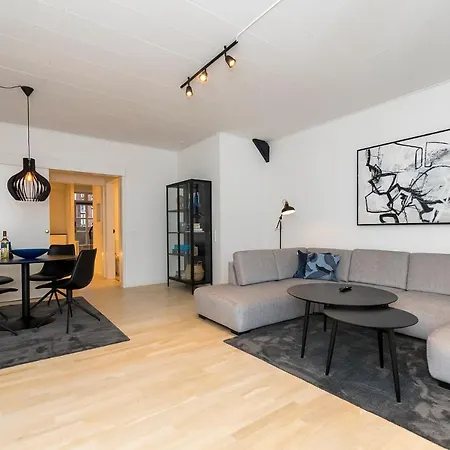 Modern Luxury Penthouse Lejlighedshotel 4*