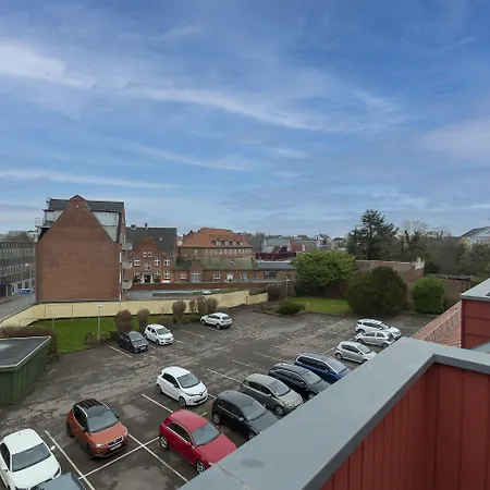 公寓式酒店 Modern Luxury Penthouse 4*