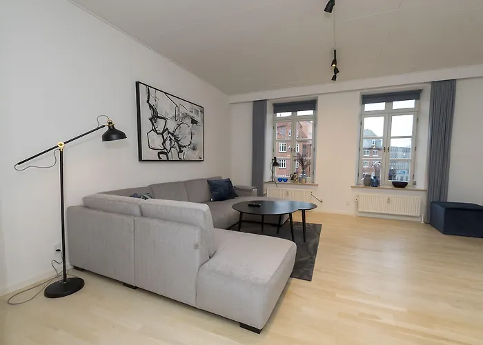 Modern Luxury Penthouse Appart hôtel